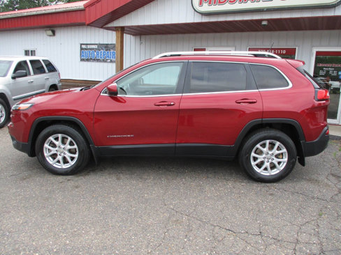 Used 2015 Jeep Cherokee Latitude w/ Comfort/Convenience Group image 4