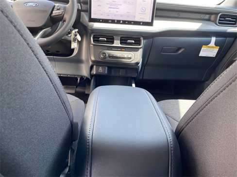 New 2025 Ford Maverick XL image 26