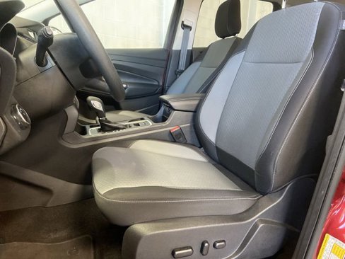 Used 2019 Ford Escape SE image 4