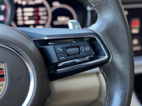 Certified 2023 Porsche Panamera 4S Executive image 24