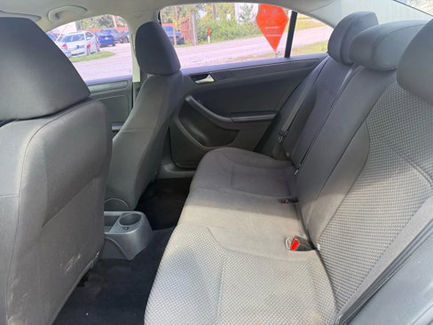 Used 2013 Volkswagen Jetta S image 17