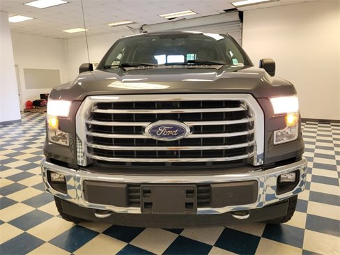 Used 2017 Ford F150 XLT w/ Equipment Group 302A Luxury image 2