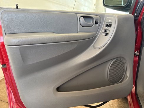 Used 2006 Dodge Grand Caravan SE image 10