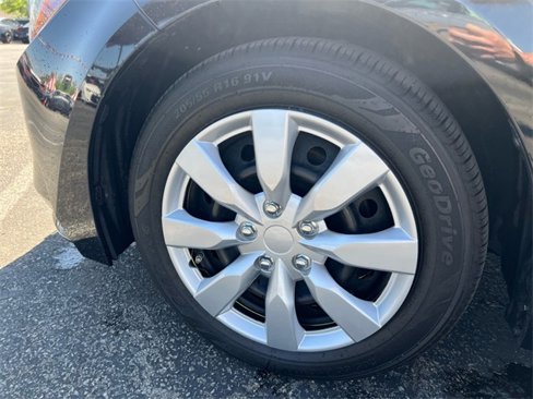 Certified 2023 Toyota Corolla LE image 24