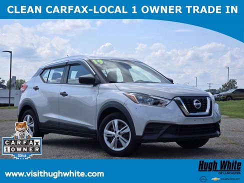 Used 2019 Nissan Kicks S image 1