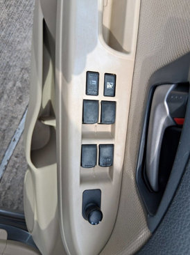Used 2012 Suzuki SX4 LE image 24