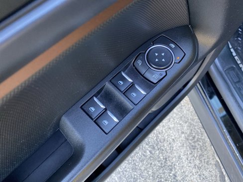 Used 2021 Ford Bronco Sport Outer Banks w/ Outer Banks Package image 39