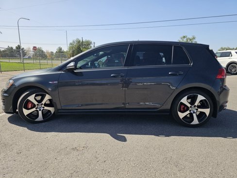 Used 2017 Volkswagen GTI SE image 19