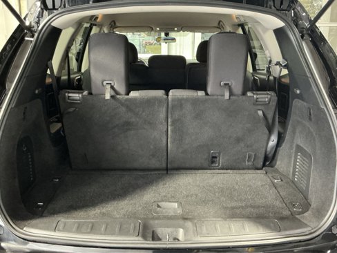 Used 2020 Nissan Pathfinder S image 32