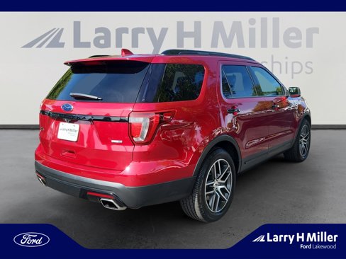 Used 2017 Ford Explorer Sport w/ Equipment Group 401A image 5