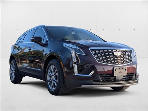 Used 2021 Cadillac XT5 Premium Luxury image 3