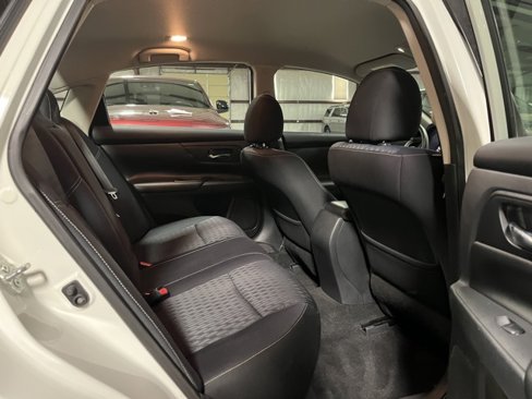Used 2018 Nissan Altima 2.5 S w/ S Convenience Package image 18