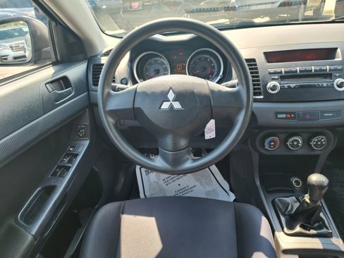 Used 2009 Mitsubishi Lancer DE image 10