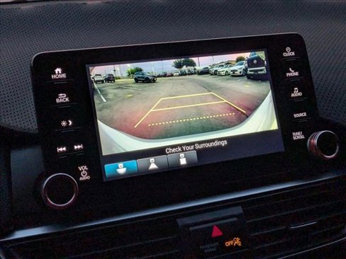 Used 2021 Honda Accord Sport image 12