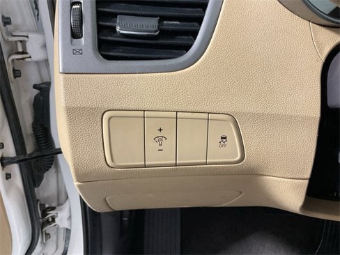 Used 2011 Hyundai Elantra GLS w/ Preferred Equipment Pkg 3 image 20