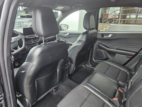 Used 2024 Ford Escape ST-Line image 19