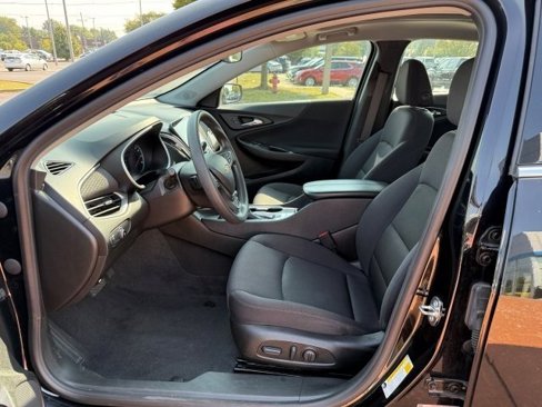 Used 2023 Chevrolet Malibu LT image 12