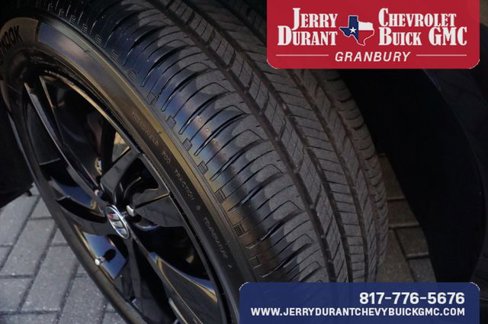 Used 2025 Buick Encore GX Sport Touring w/ Advanced Technology Package image 8