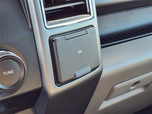 Used 2018 Ford F150 XLT image 23