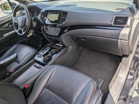 Used 2022 Honda Pilot Black Edition image 30