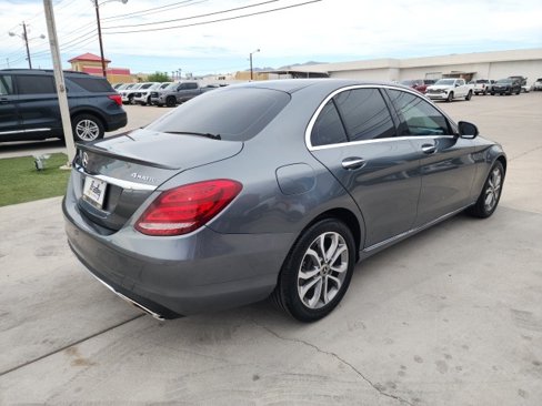 Used 2017 Mercedes-Benz C 300 4MATIC Sedan image 4