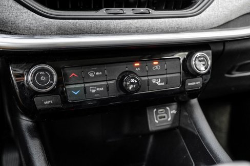 Used 2022 Jeep Compass Latitude image 35