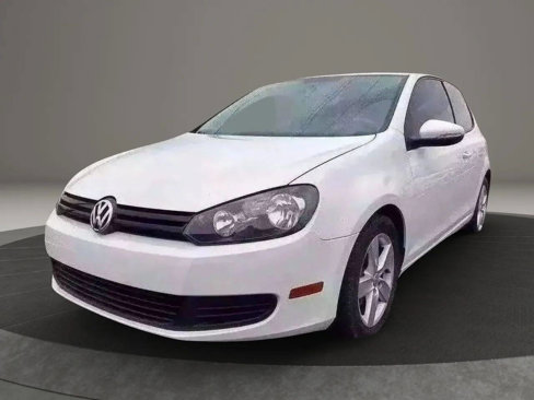 Used 2013 Volkswagen Golf 2-Door image 2