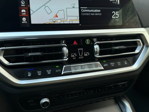 Used 2021 BMW 440i xDrive Coupe w/ Premium Package image 19