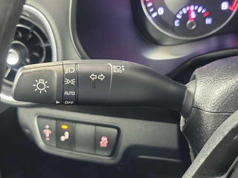 Certified 2023 Kia Forte LXS w/ LXS Technology Package image 29