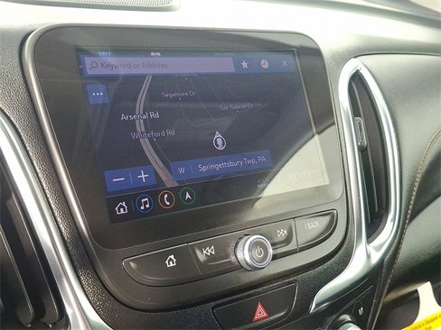 Used 2021 Chevrolet Equinox Premier image 3