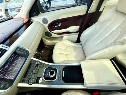 Used 2013 Land Rover Range Rover Evoque Prestige image 18