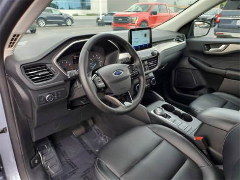 Used 2022 Ford Escape SEL image 11