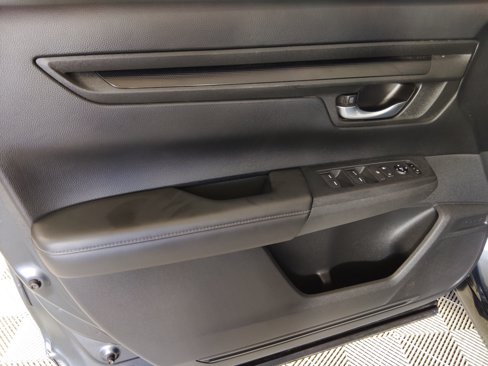 Used 2023 Honda CR-V LX image 7