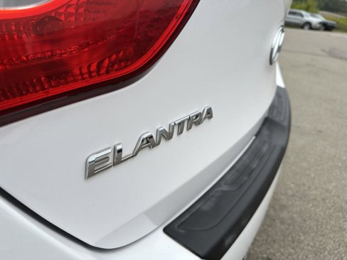 Used 2014 Hyundai Elantra GT image 5