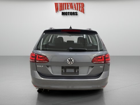 Used 2015 Volkswagen Golf SEL image 3