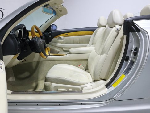 Used 2002 Lexus SC 430 Convertible image 67