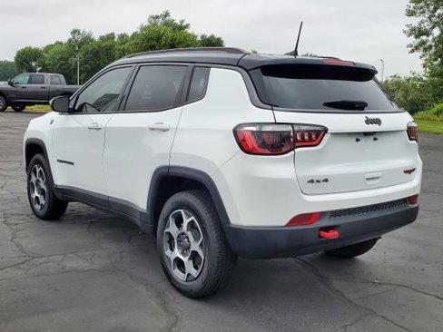 Used 2022 Jeep Compass Trailhawk w/ Trailhawk Convenience Group image 5