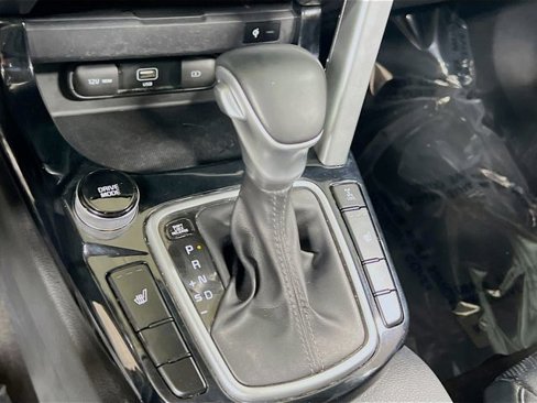 Certified 2021 Kia Seltos EX image 16