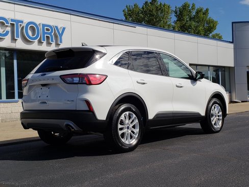 Used 2022 Ford Escape SE image 10