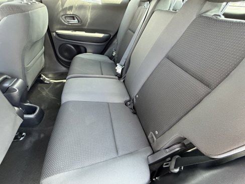Used 2021 Honda HR-V LX image 29