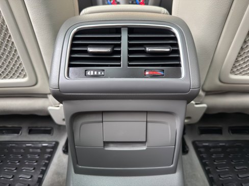 Used 2012 Audi Q5 3.2 Prestige w/ Prestige Pkg image 37