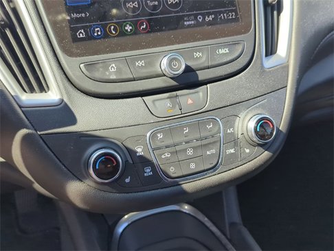 Certified 2022 Chevrolet Malibu LT w/ Leather Package image 17