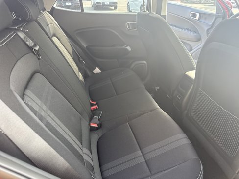 New 2025 Hyundai Venue SEL image 15