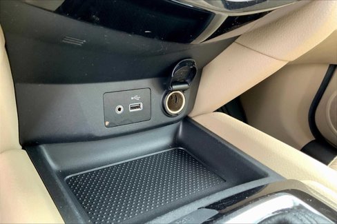 Used 2018 Nissan Rogue SV image 31