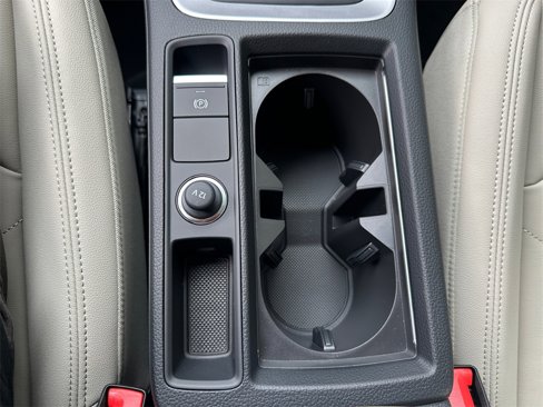 New 2025 Audi Q3 2.0T Premium image 24
