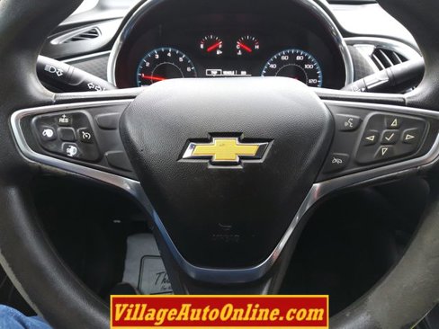 Used 2018 Chevrolet Malibu LT image 35