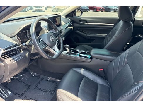Used 2024 Nissan Altima 2.5 SR w/ SR Premium Package image 10