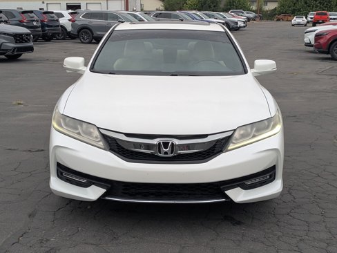 Used 2017 Honda Accord EX-L image 11