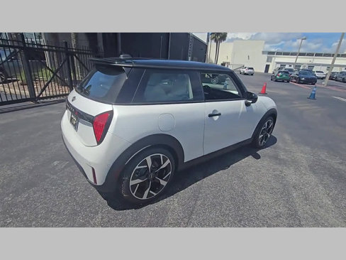 New 2025 MINI Cooper S image 32