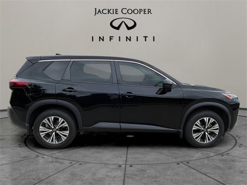 Used 2022 Nissan Rogue SV image 6